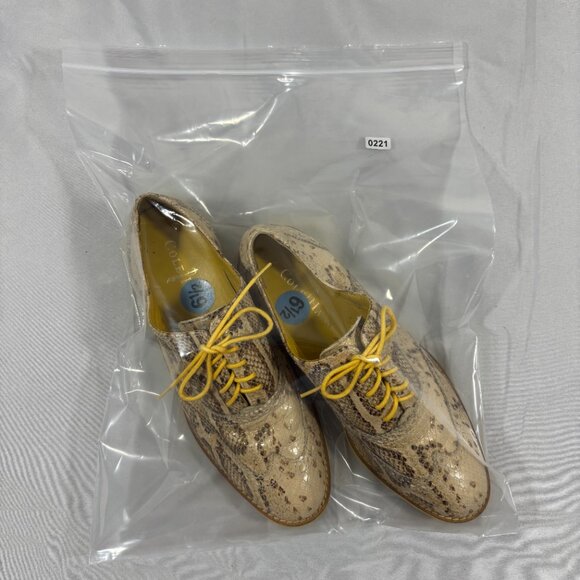COLE HAAN Yellow Snakeskin Style Lace Up Wingtip Oxford Shoes Size 6.5 - Picture 9 of 9
